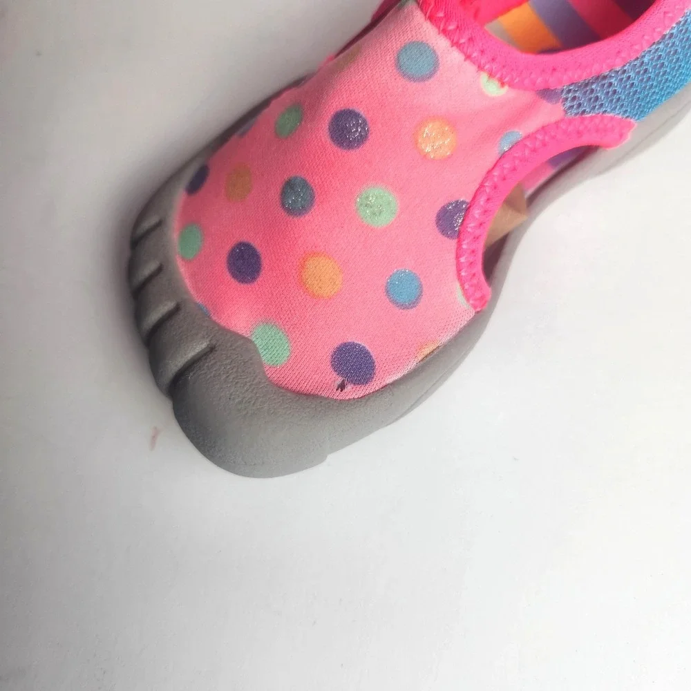 Newtz Toddler Girls Pink Polka Dot Water Shoes Mesh Aqua Socks Size 5/6